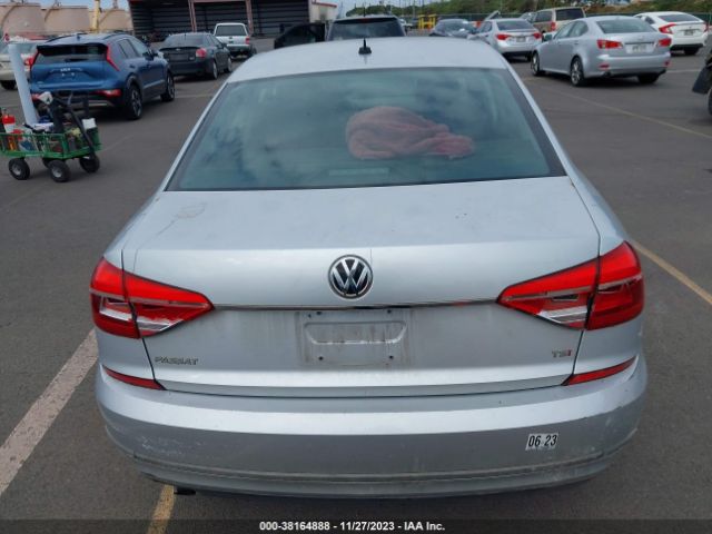 1VWAT7A30GC049749 Volkswagen Passat 1.8t S