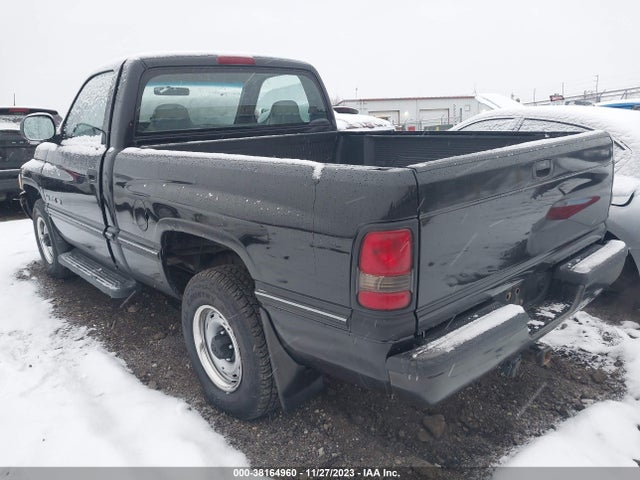 1998 DODGE RAM 1500 ST/WS VIN: 1B7HC16X9WS612408