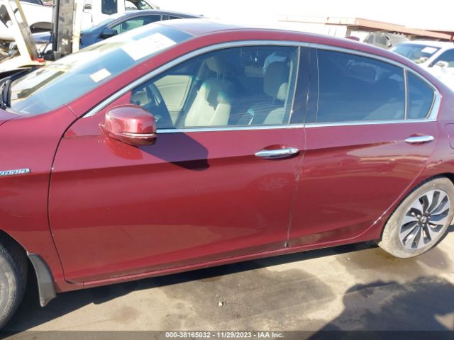 1HGCR6F72EA001521 Honda Accord Hybrid Touring