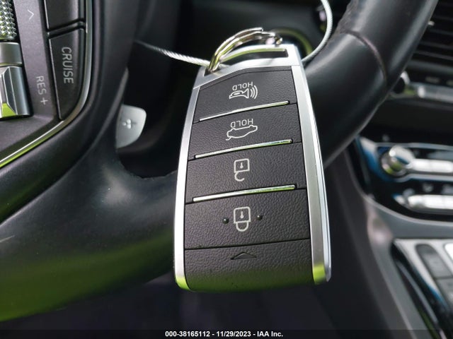 Genesis G90 3.3t Premium 2018 KMHG34JA9JU043472 Image 11