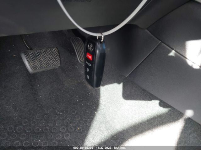 2022 TOYOTA COROLLA CROSS 7MUDAAAG5NV031237 Photo 10