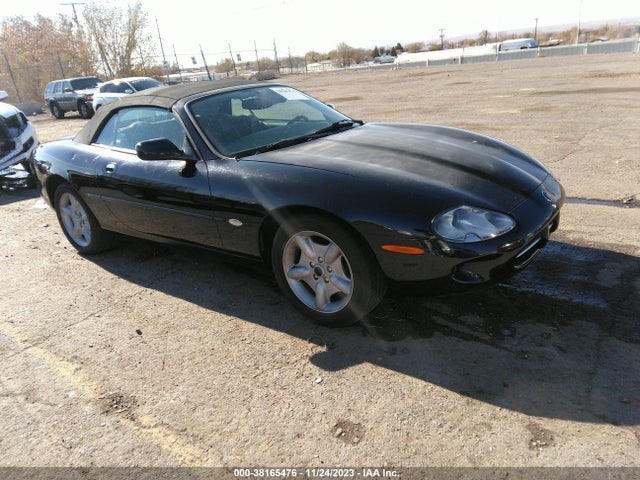 1999 JAGUAR XK8 SAJGX2043XC035196 Photo 0