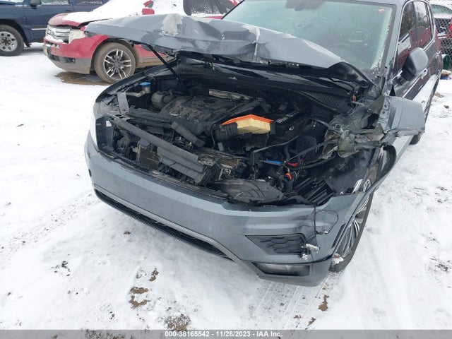 3VV2B7AX6JM011527 Volkswagen Tiguan 2.0t Sel/2.0t Se