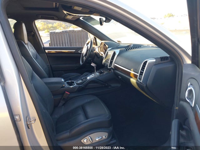 2013 PORSCHE CAYENNE WP1AF2A24DLA39739 Photo 4