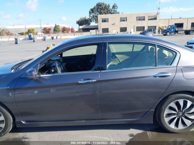 JHMCR6F75HC005505 Honda Accord Hybrid Touring