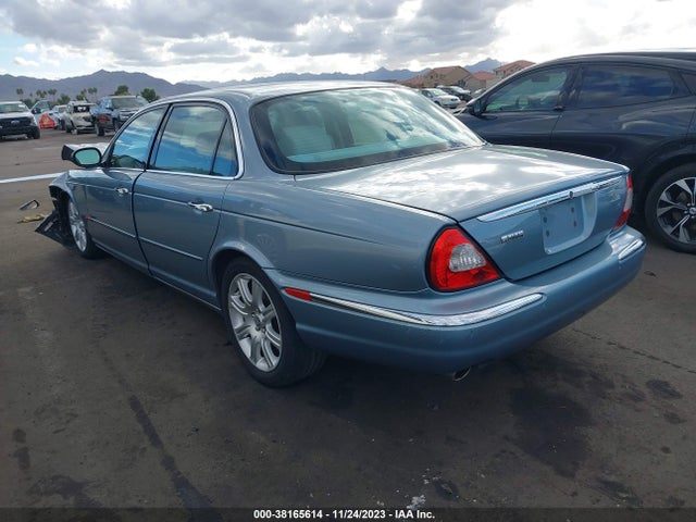 2005 JAGUAR XJ SAJWA79C35SG39096 Photo 2