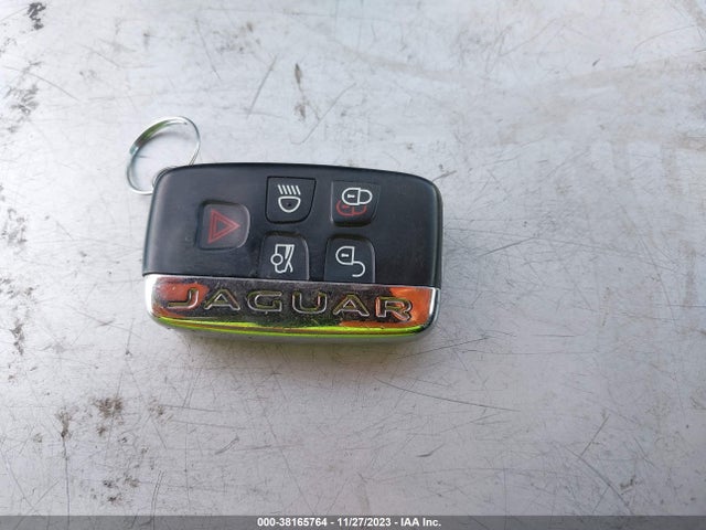 2011 JAGUAR XJ SAJWA2GB4BLV07321 Photo 10