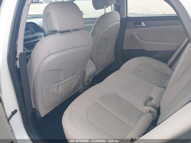 2017 HYUNDAI SONATA VIN: 5NPE24AFXHH572668