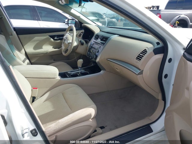 2014 NISSAN ALTIMA 2.5 S VIN: 1N4AL3AP3EN226400
