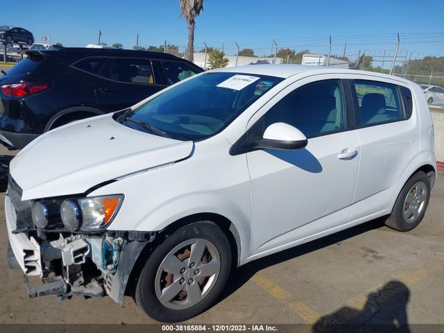 Chevrolet Sonic Ls Auto 2016 1G1JA6SH9G4174846 Image 15