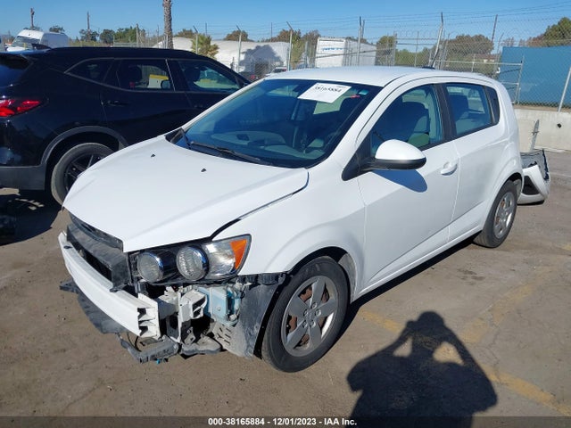 Chevrolet Sonic Ls Auto 2016 1G1JA6SH9G4174846 Image 2