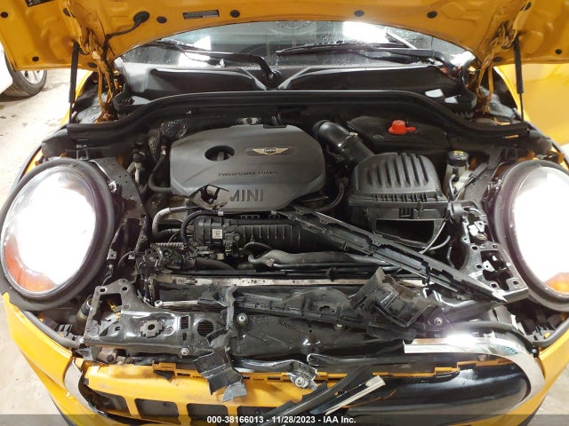 2016 MINI HARDTOP WMWXU1C5XG2D57202 Photo 9