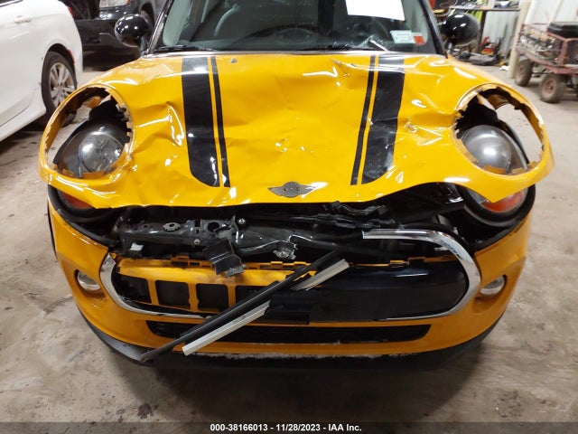 2016 MINI HARDTOP WMWXU1C5XG2D57202 Photo 5