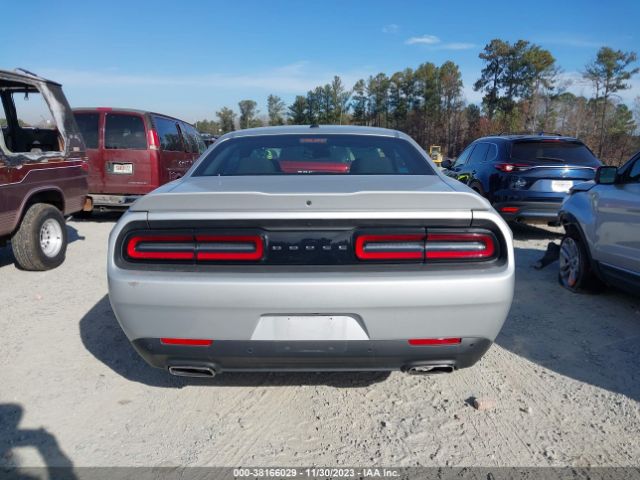 2C3CDZJG9NH249762 Dodge Challenger Gt