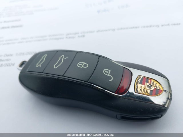 2017 PORSCHE 718 BOXSTER WP0CA2A85HS221619 Photo 10