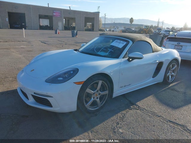 2017 PORSCHE 718 BOXSTER WP0CA2A85HS221619 Photo 1