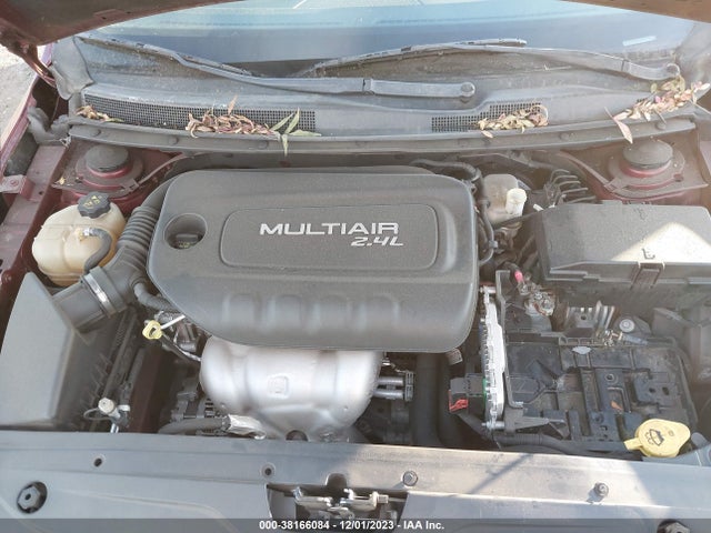 1C3CCCBB2FN660738 Chrysler 200 S
