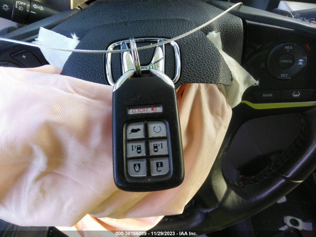Honda Odyssey Touring 2018 5FNRL6H84JB066856 Image 11