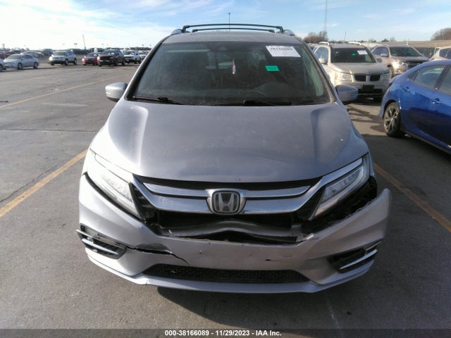 Honda Odyssey Touring 2018 5FNRL6H84JB066856 Image 12