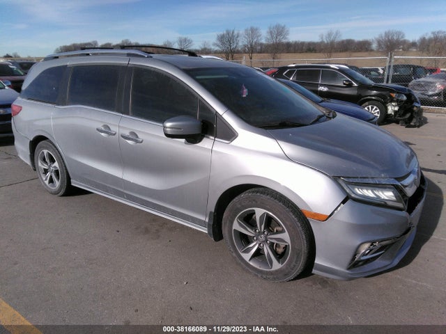 Honda Odyssey Touring 2018 5FNRL6H84JB066856 Image 13