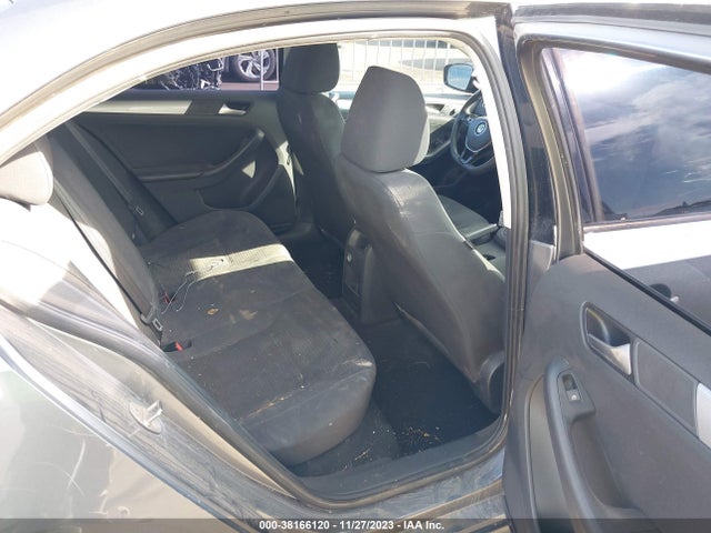 2015 VOLKSWAGEN JETTA 1.8T SE VIN: 3VWD17AJ2FM264015