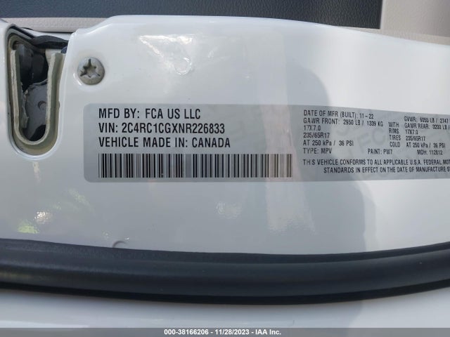 2C4RC1CGXNR226833 Chrysler Voyager Lx