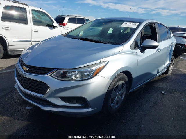 Chevrolet Cruze Ls Auto 2017 1G1BC5SM5H7218671 Image 2