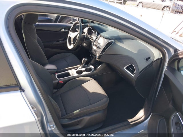 Chevrolet Cruze Ls Auto 2017 1G1BC5SM5H7218671 Image 5