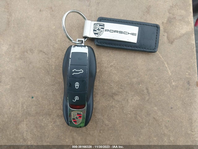 2018 PORSCHE MACAN WP1AA2A59JLB22006 Photo 10