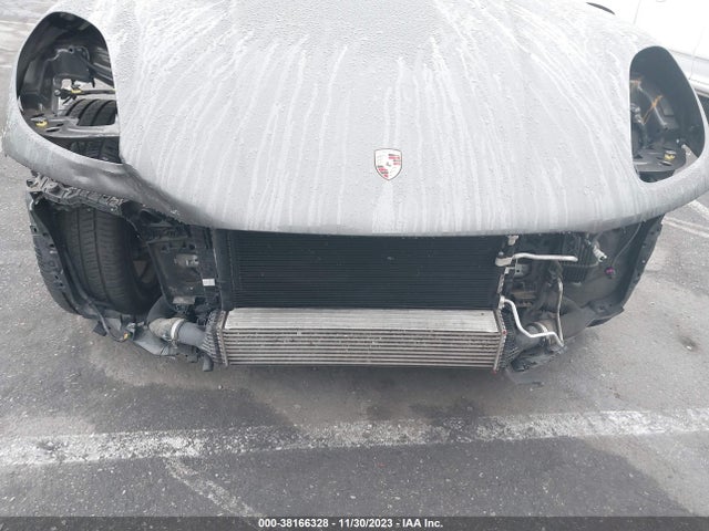 2018 PORSCHE MACAN WP1AA2A59JLB22006 Photo 5