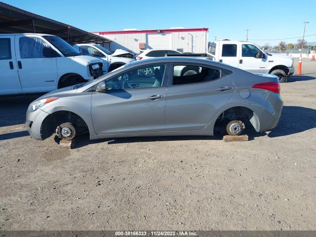 2013 HYUNDAI ELANTRA GLS VIN: 5NPDH4AE0DH351138