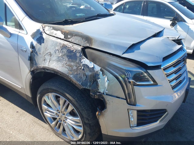 2018 CADILLAC XT5 1GYKNERS2JZ223871 Photo 5