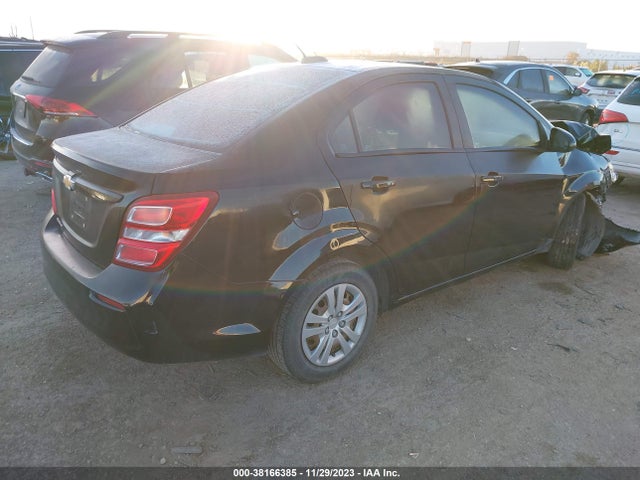 Chevrolet Sonic Ls Auto 2017 1G1JB5SH3H4136294 Image 4