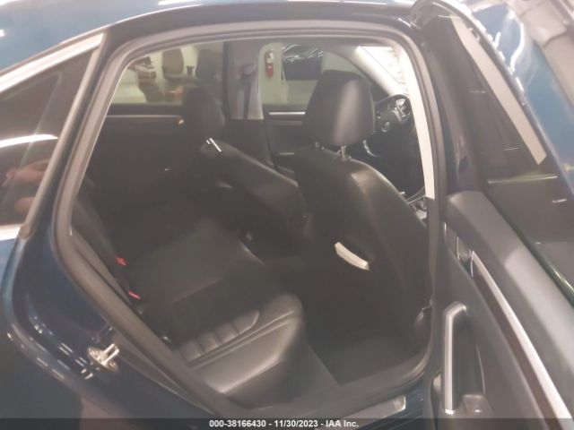 1VWCA7A37JC009478 Volkswagen Passat 2.0t Sel Premium