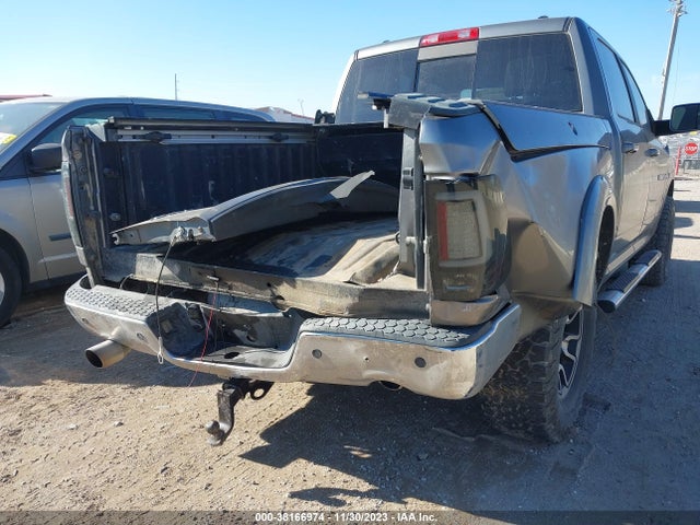 38166974 :رقم المزاد ، 1D7RV1CT4BS556085 vin ، 2011 Ram Ram 1500 Laramie مزاد بيع
