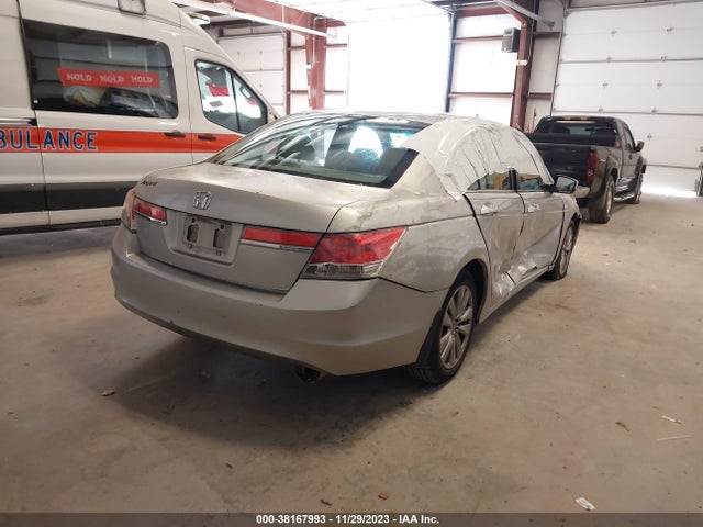 2011 HONDA ACCORD 2.4 EX VIN: 1HGCP2F75BA151200
