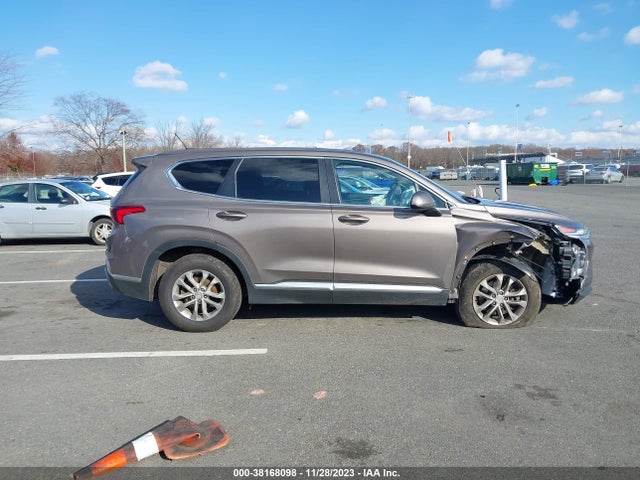 2019 HYUNDAI SANTA FE SE VIN: 5NMS2CAD9KH101014