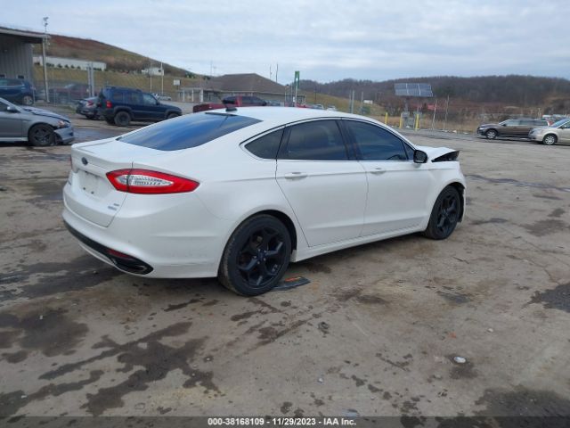 3FA6P0H99ER156477 Ford FUSION SE