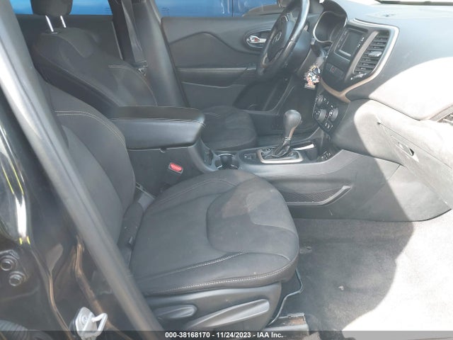 2016 JEEP CHEROKEE LATITUDE VIN: 1C4PJMCB8GW371883