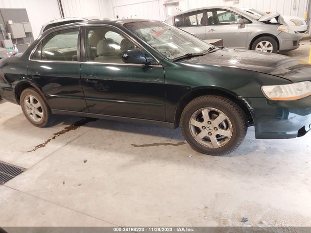 2000 HONDA ACCORD 2.3 SE VIN: 1HGCG5674YA114679