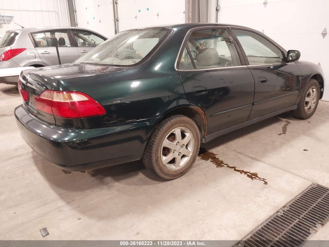 2000 HONDA ACCORD 2.3 SE VIN: 1HGCG5674YA114679