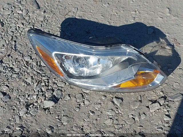 2014 FORD FOCUS SE VIN: 1FADP3F21EL447102