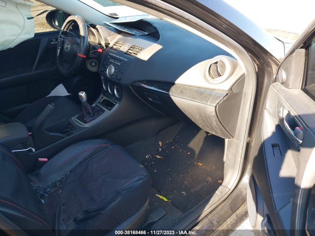 2011 MAZDA MAZDA3 I TOURING VIN: JM1BL1VG9B1440033