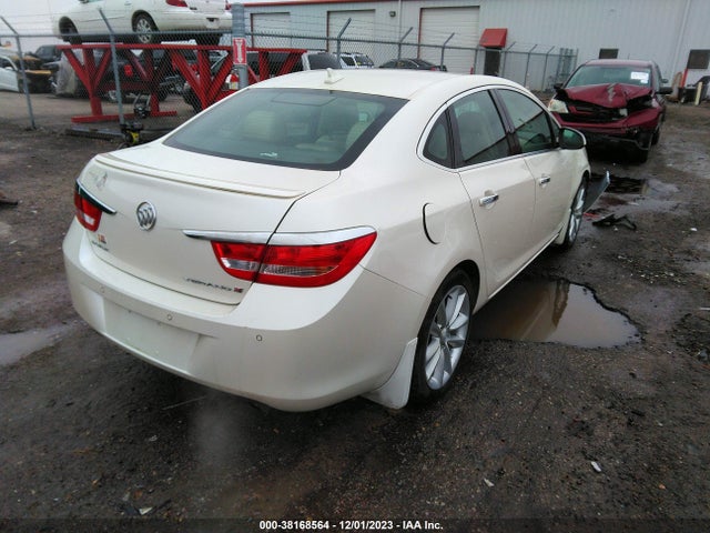 Buick Verano Premium Group 2014 1G4PT5SV9E4227159 Image 4