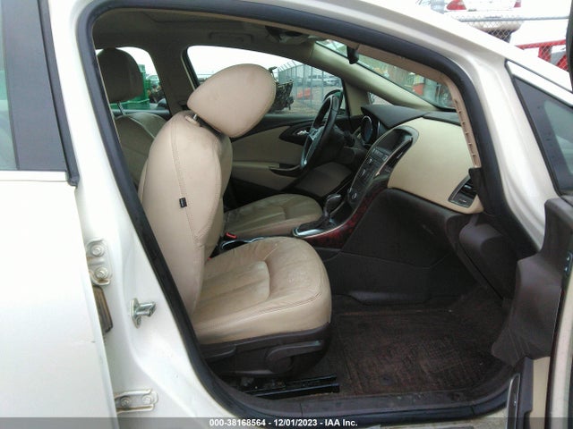 Buick Verano Premium Group 2014 1G4PT5SV9E4227159 Image 5