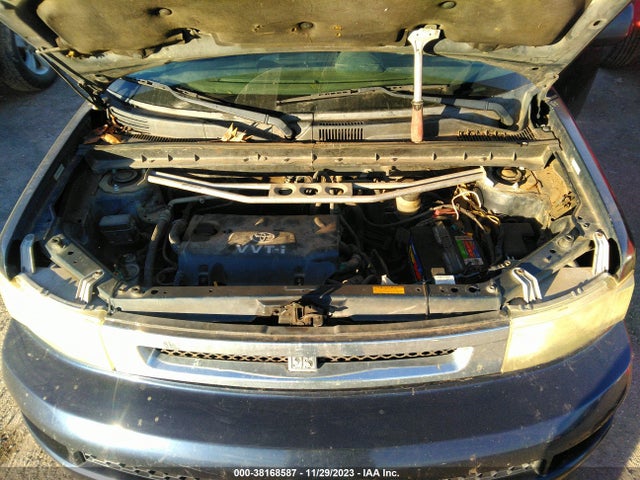 2004 SCION XB VIN: JTLKT334640135400