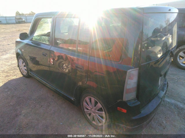 2004 SCION XB VIN: JTLKT334640135400