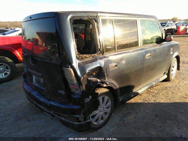2004 SCION XB VIN: JTLKT334640135400