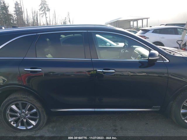 2016 KIA SORENTO 3.3L SXL VIN: 5XYPKDA51GG025567