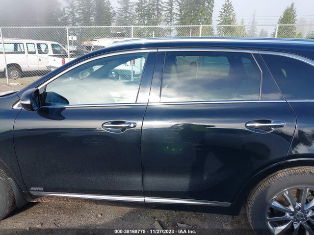 2016 KIA SORENTO 3.3L SXL VIN: 5XYPKDA51GG025567